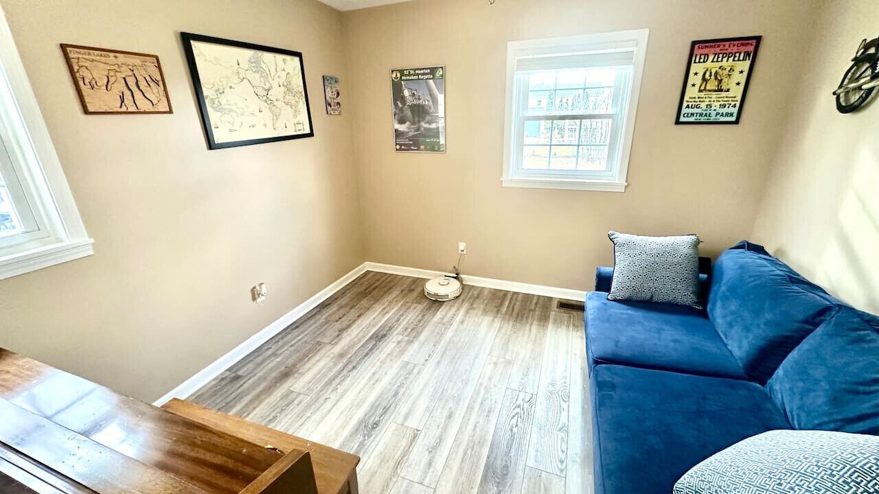 Photo of Livingroom in Livonia