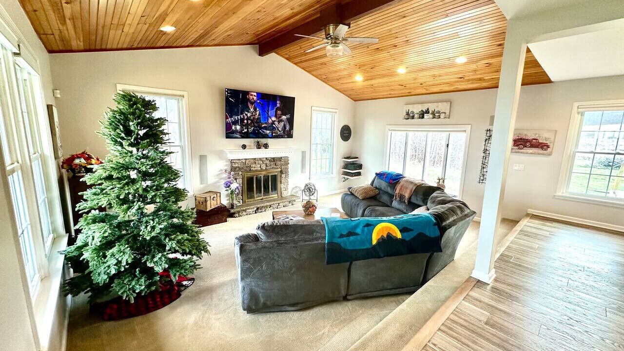 Photo of Livingroom in Livonia