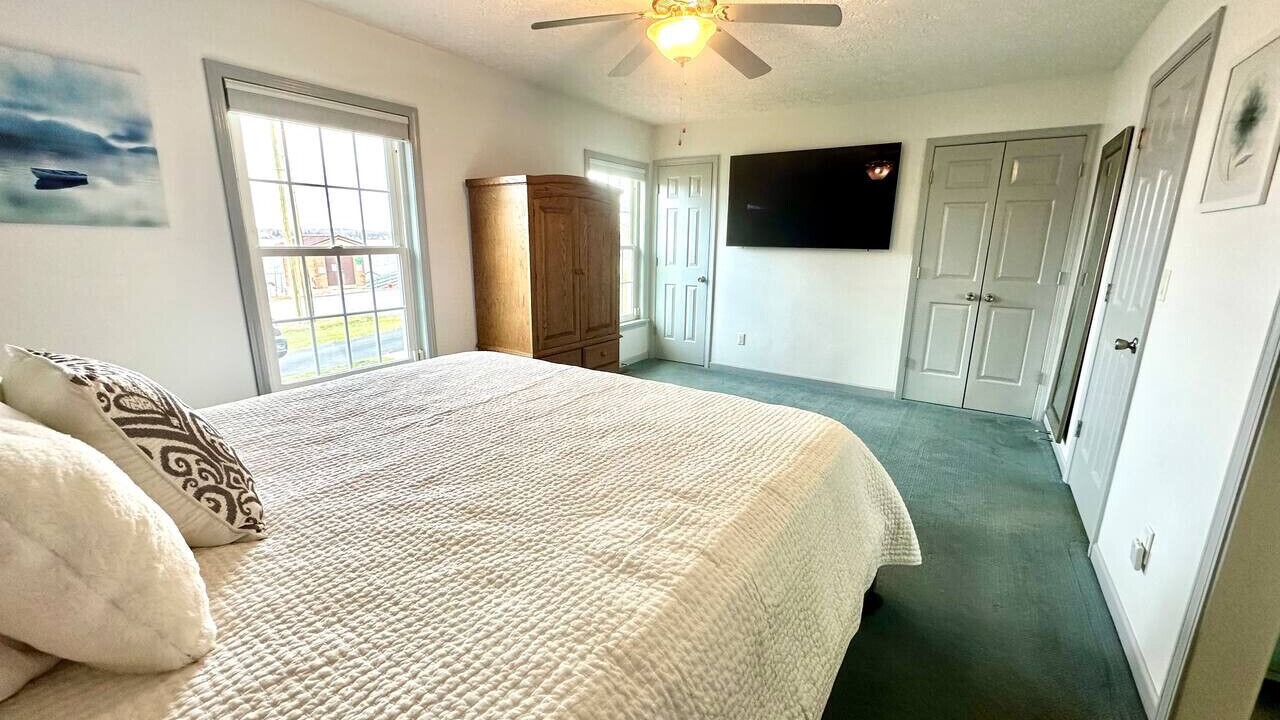 Photo of Bedroom in Livonia