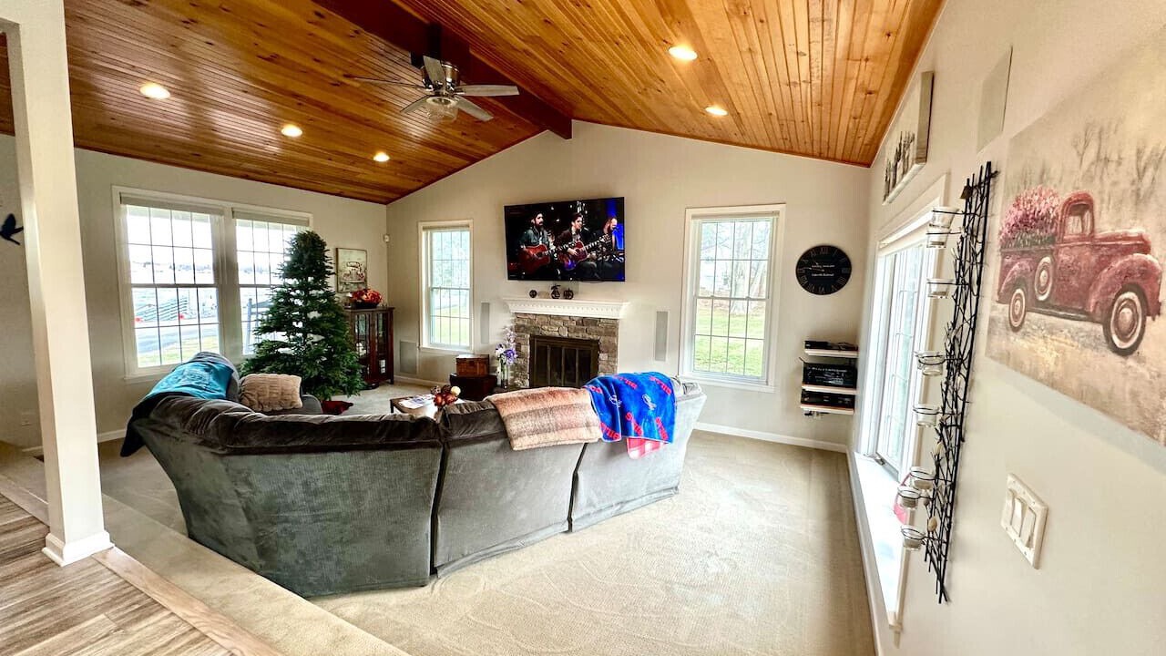 Photo of Livingroom in Livonia
