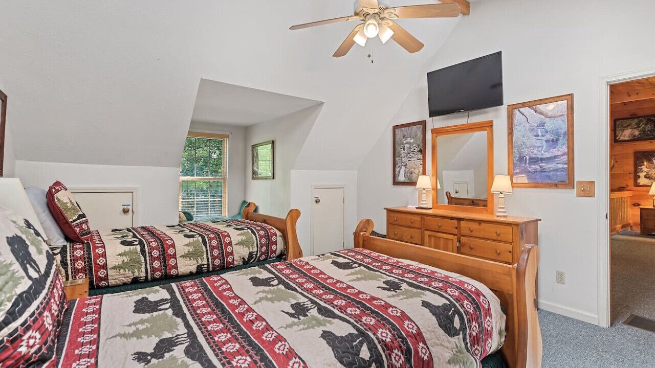 Photo of Bedroom in Maggie Valley