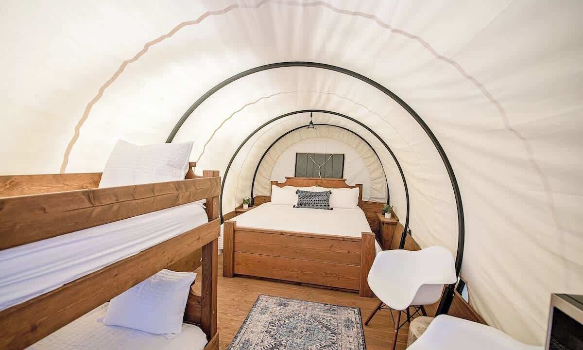 Photo of Bedroom in Benton