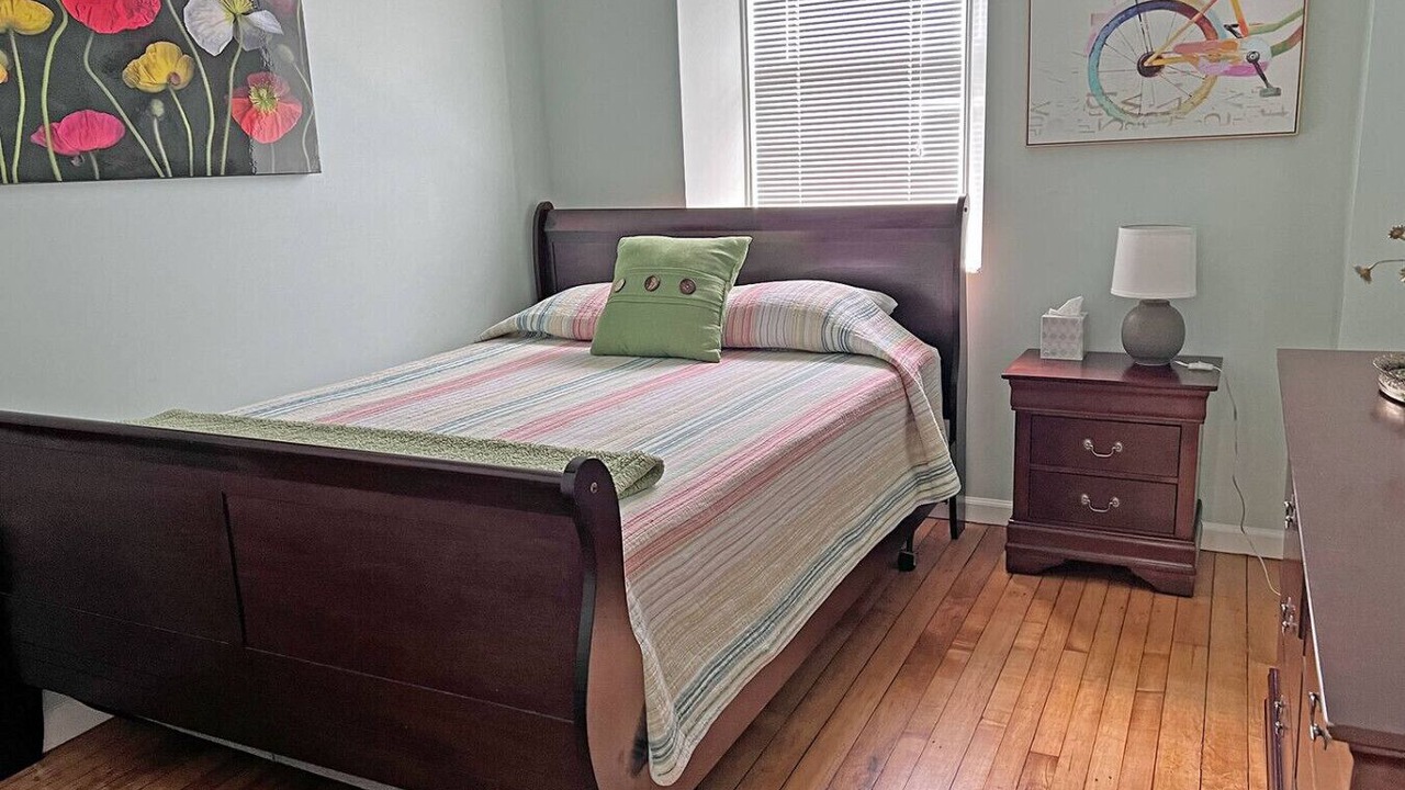 Photo of Bedroom in Kelleys Island