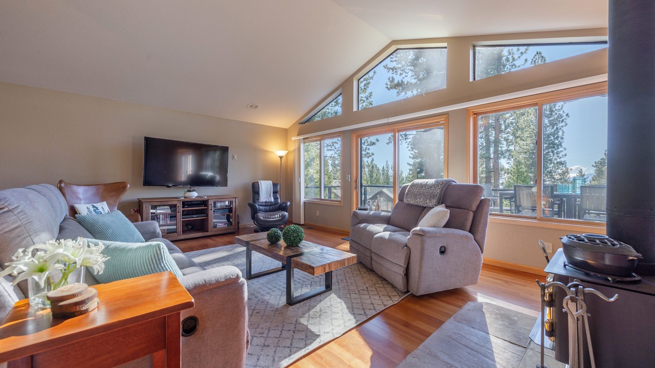 Photo of Livingroom in Kings Beach