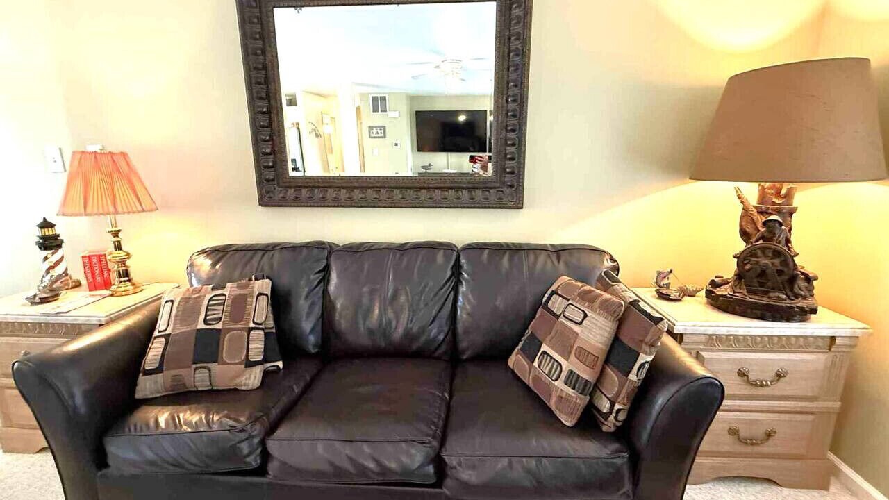 Photo of Livingroom in Kelleys Island