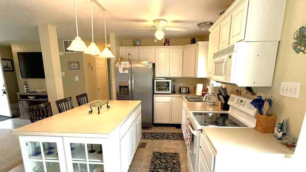 Photo of Kitchen in Kelleys Island