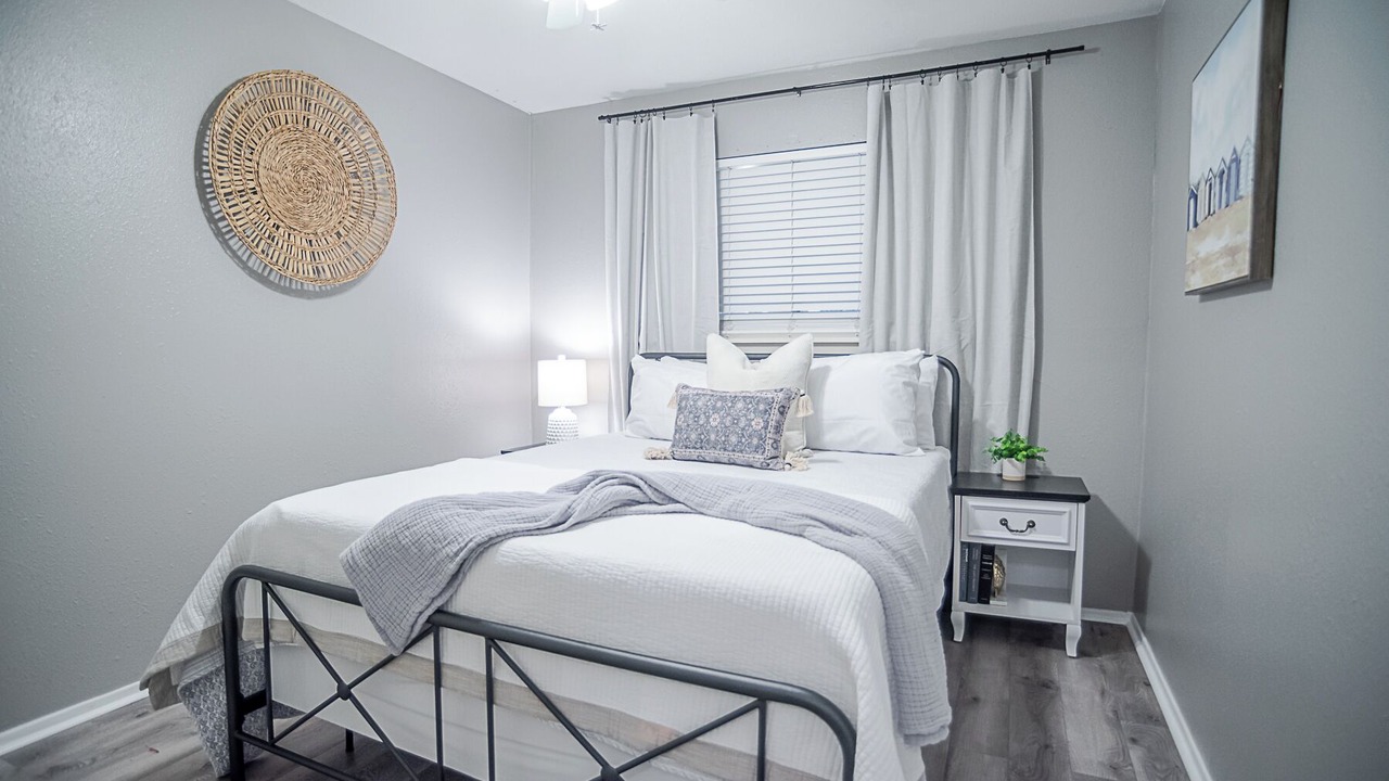 Photo of Bedroom in Bay Area