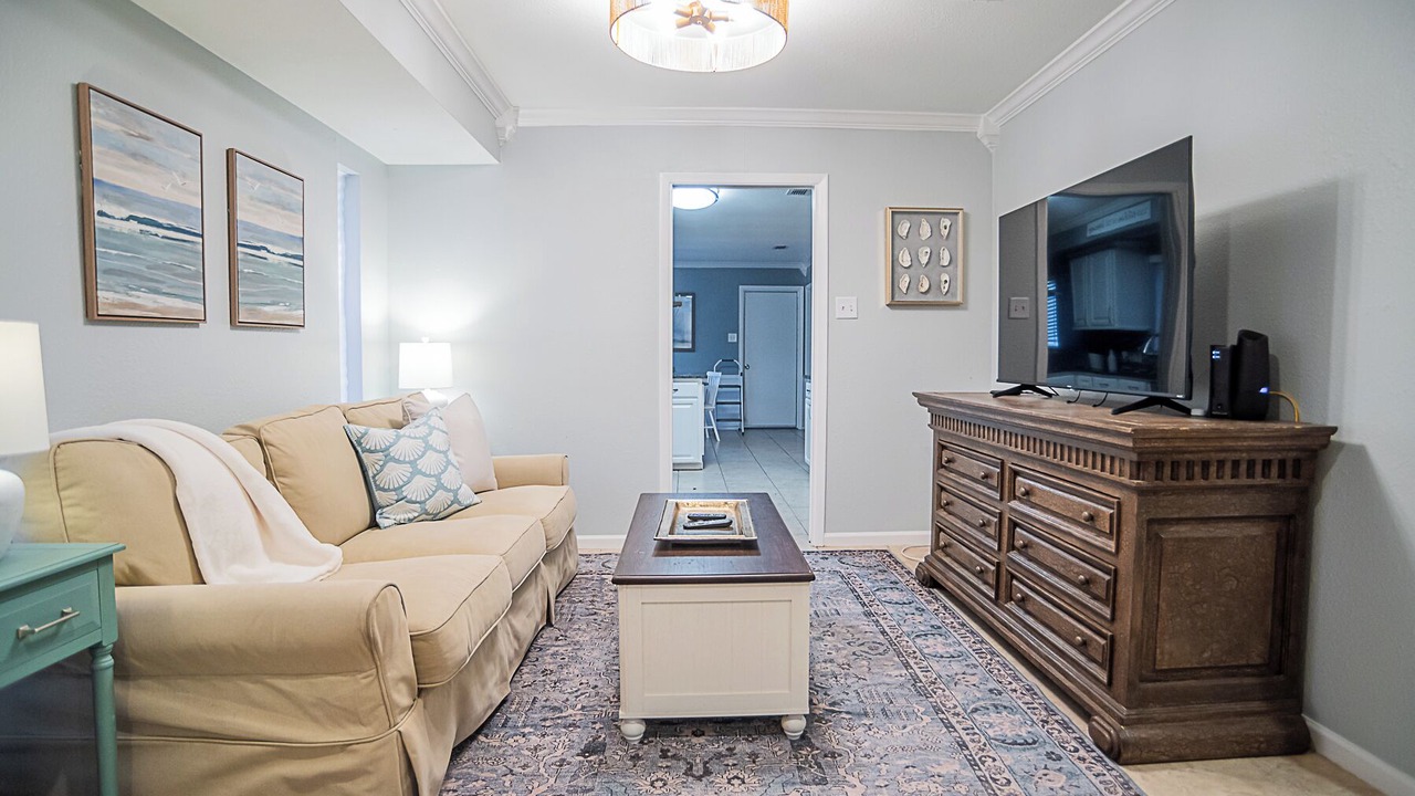 Photo of Livingroom in Bay Area