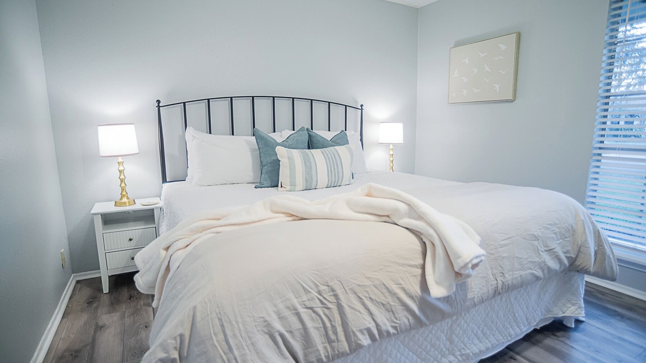Photo of Bedroom in Bay Area