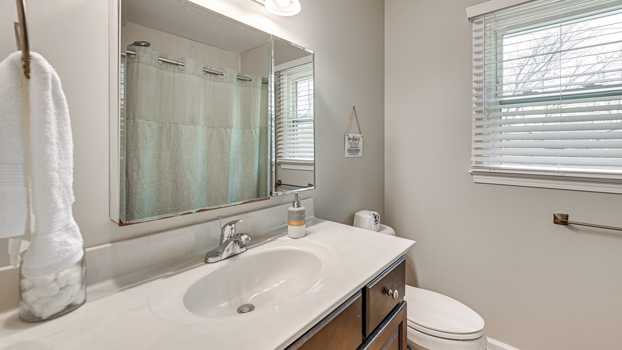 Photo of Bathroom in Midway