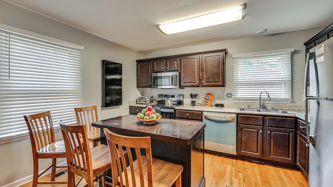 Photo of Others in Midway