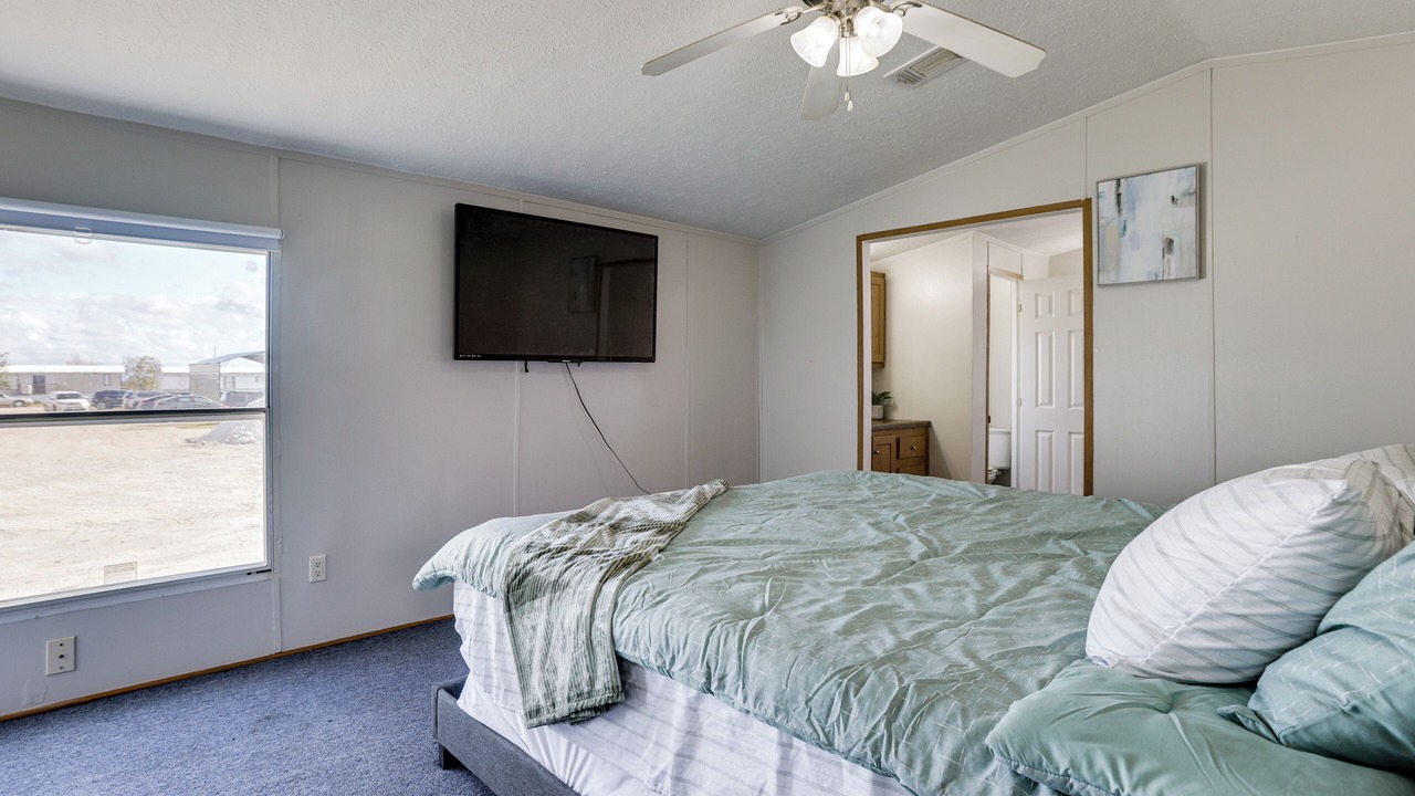 Photo of Bedroom in Lissie