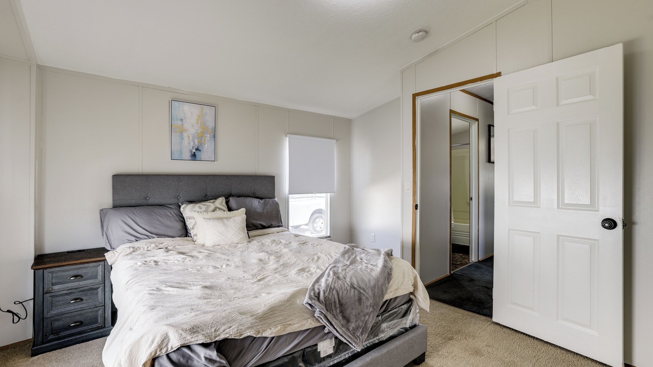 Photo of Bedroom in Lissie