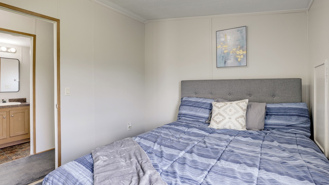 Photo of Bedroom in Lissie