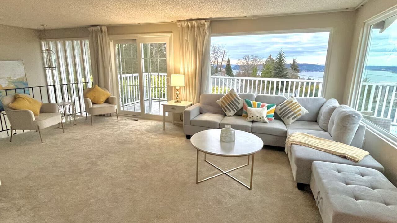 Photo of Livingroom in Bryn Mawr-Skyway