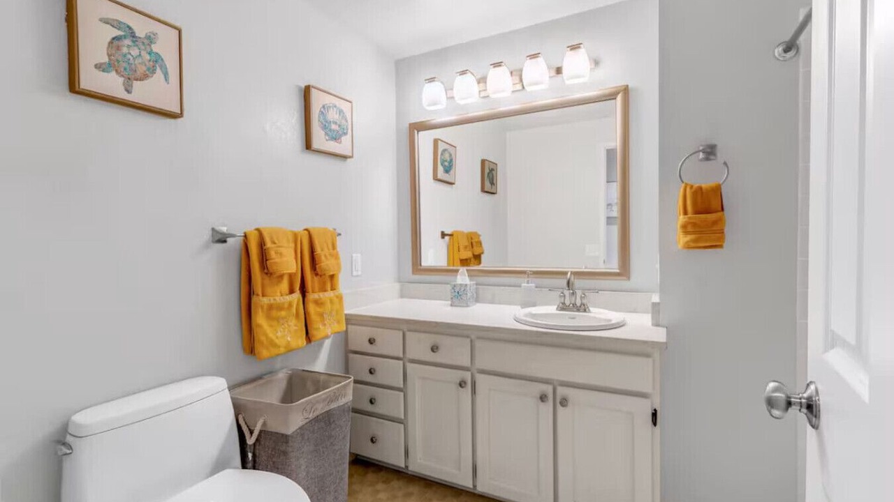 Photo of Bathroom in Bryn Mawr-Skyway