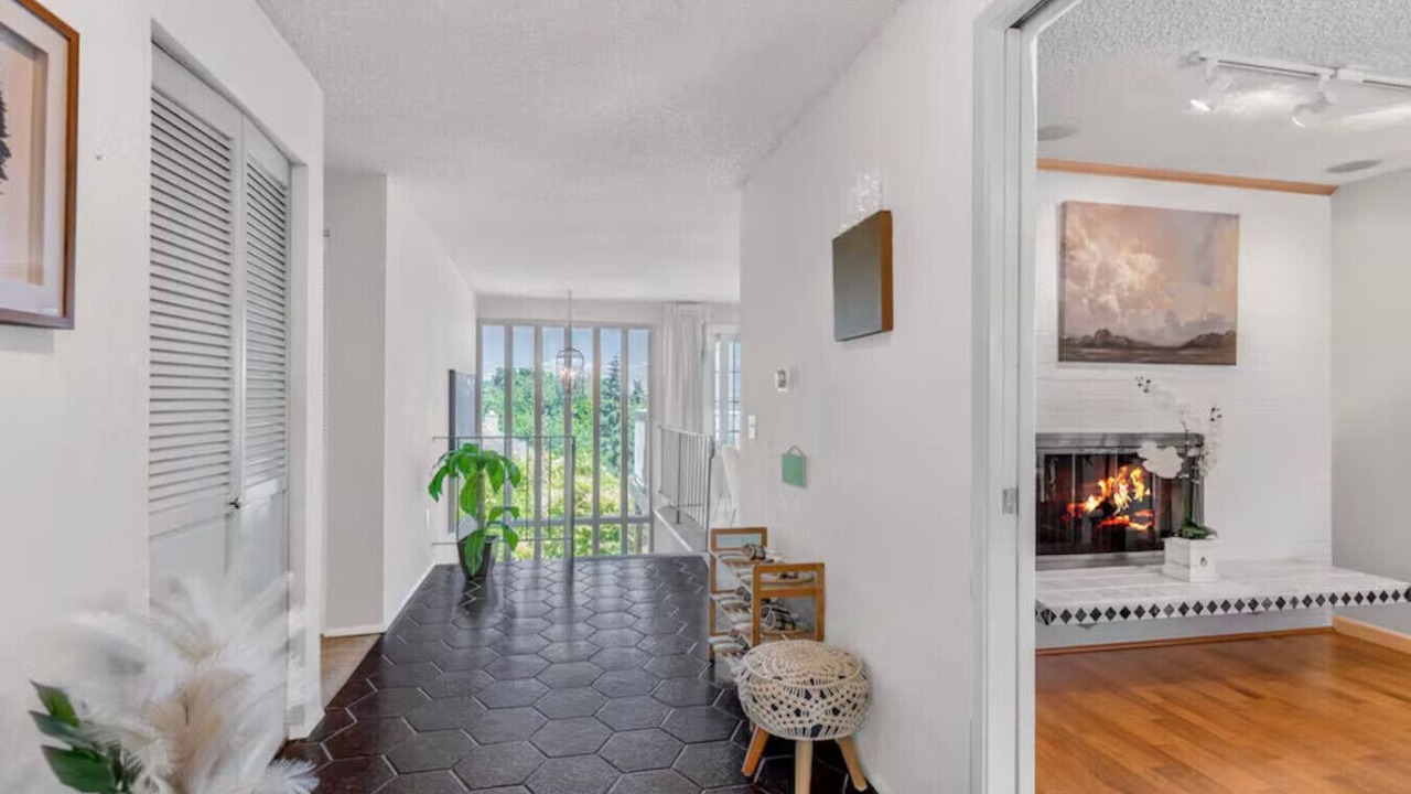 Photo of Others in Bryn Mawr-Skyway