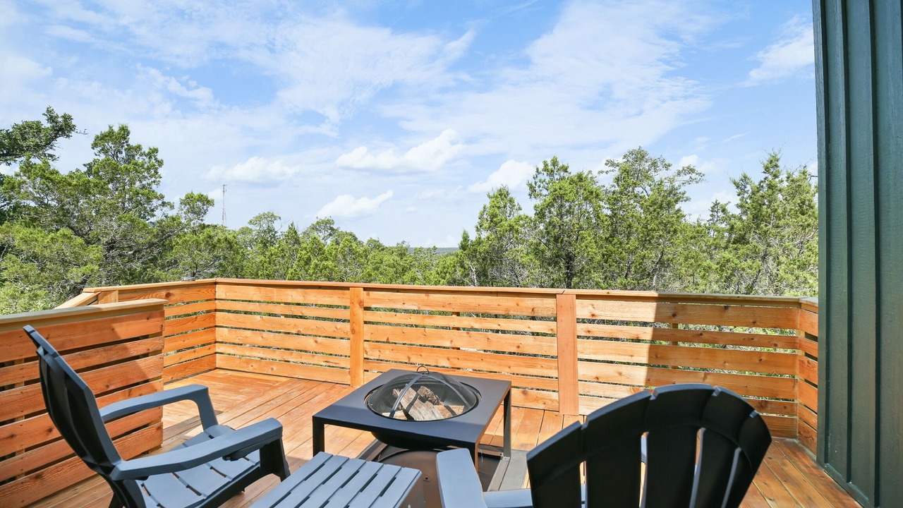 Photo of Patio Balcony in Valley Mills