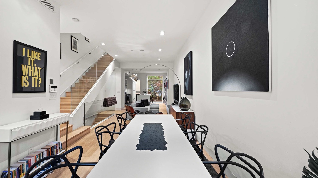 Photo of Others in Manhattan Valley