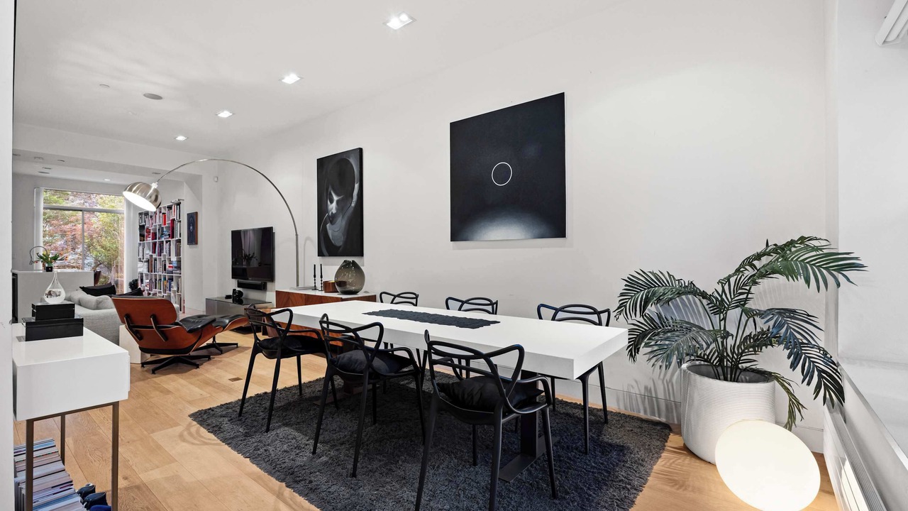 Photo of Others in Manhattan Valley