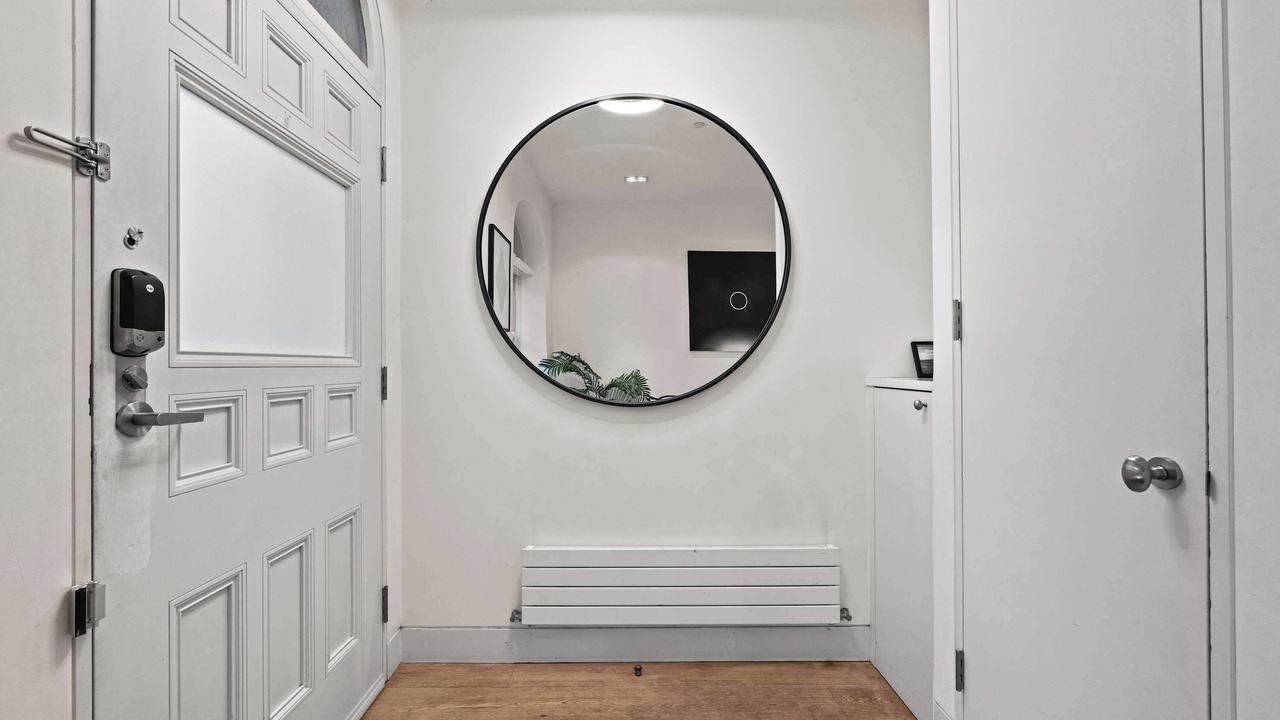 Photo of Others in Manhattan Valley