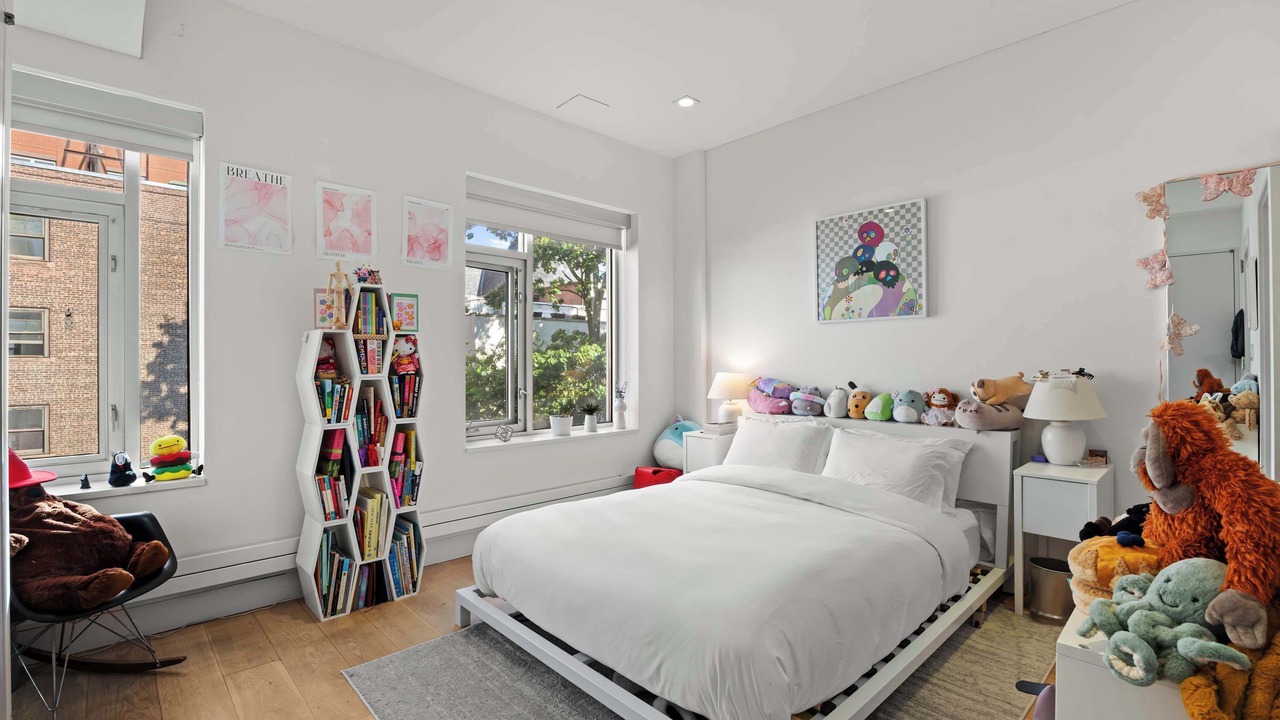 Photo of Bedroom in Manhattan Valley