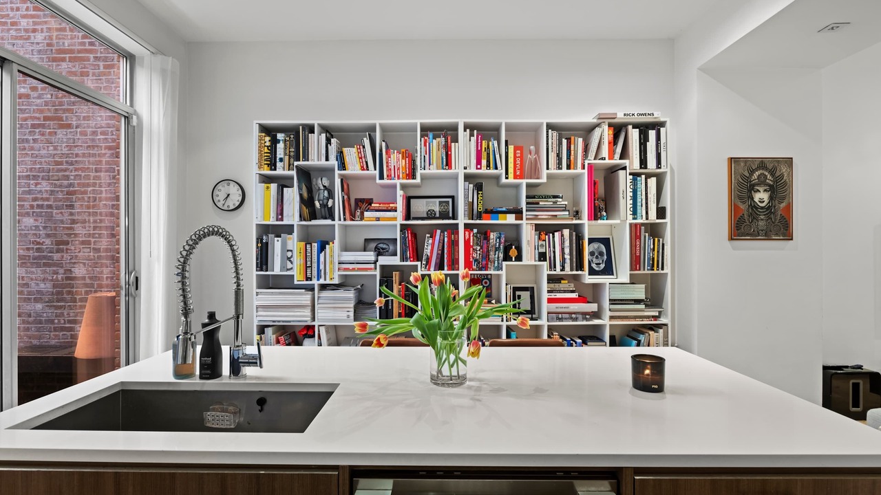 Photo of Others in Manhattan Valley