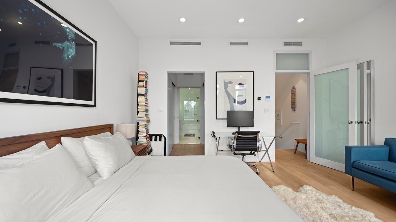 Photo of Bedroom in Manhattan Valley