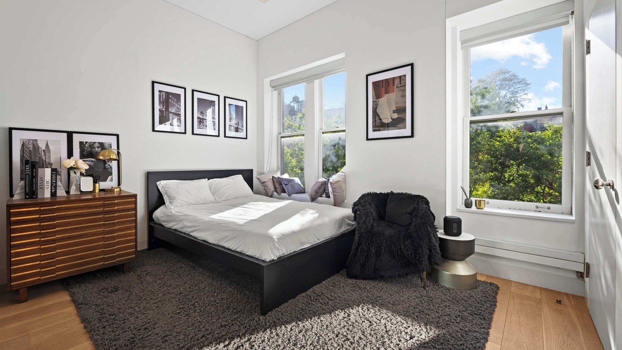 Photo of Bedroom in Manhattan Valley