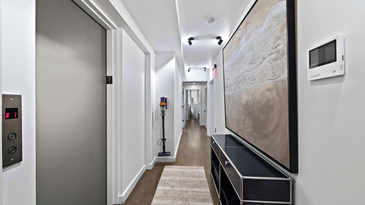 Photo of Others in Lower East Side