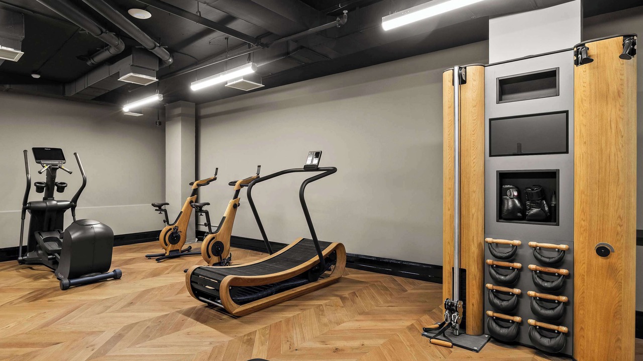 Photo of Others in Bowery