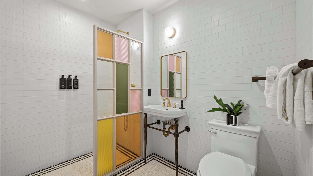 Photo of Bathroom in Bowery