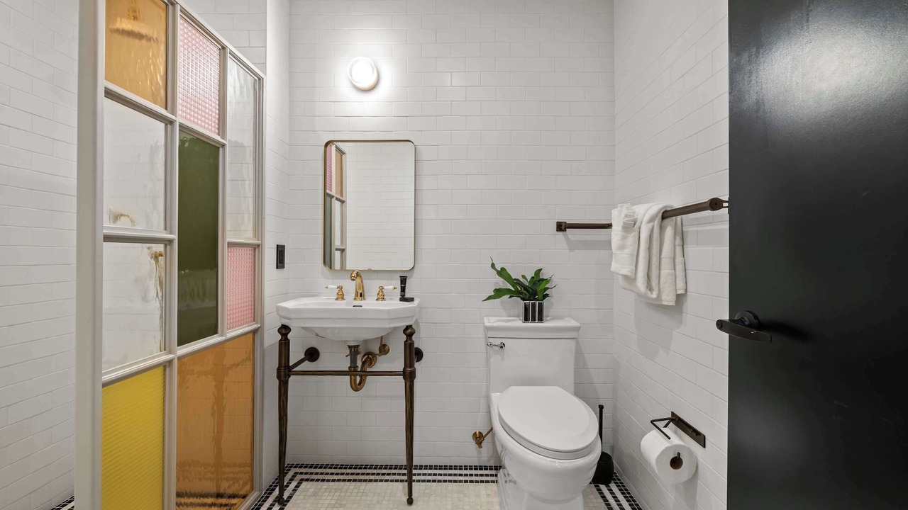 Photo of Bathroom in Bowery