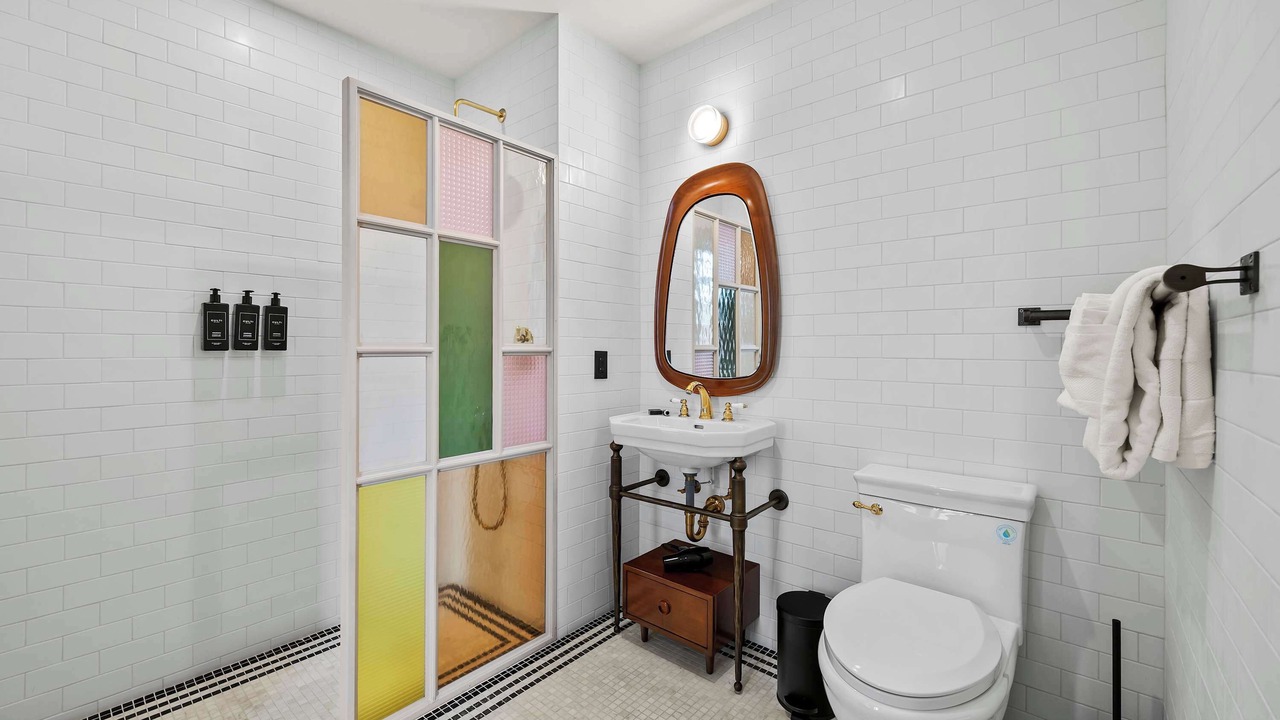 Photo of Bathroom in Bowery