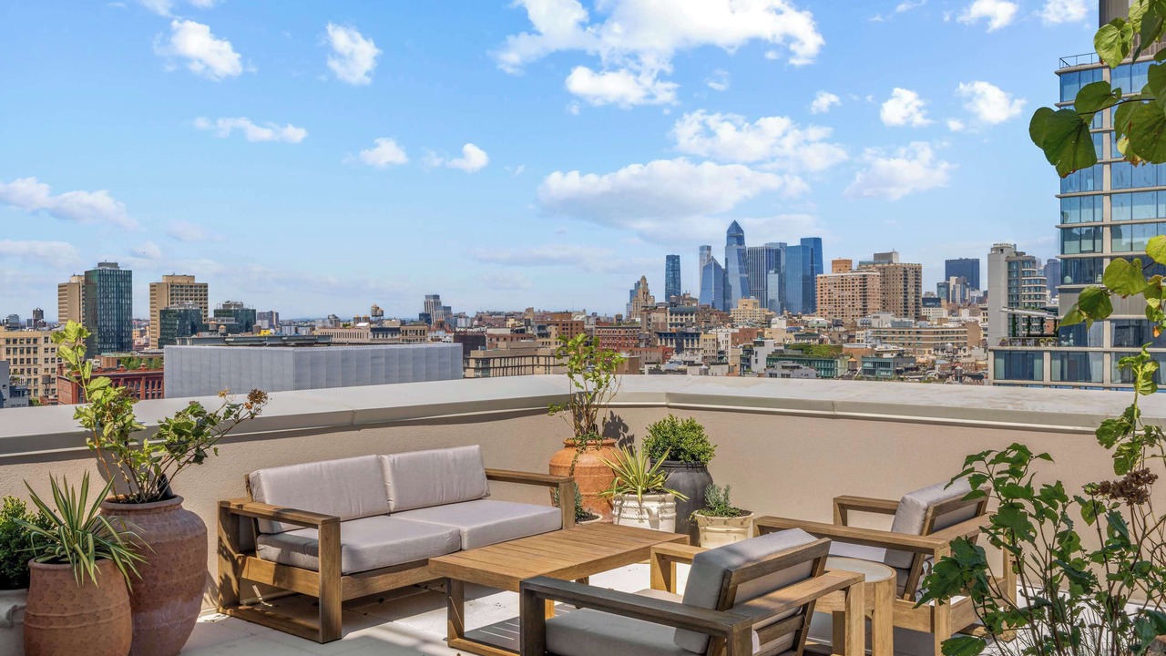 Photo of Outdoor in Bowery