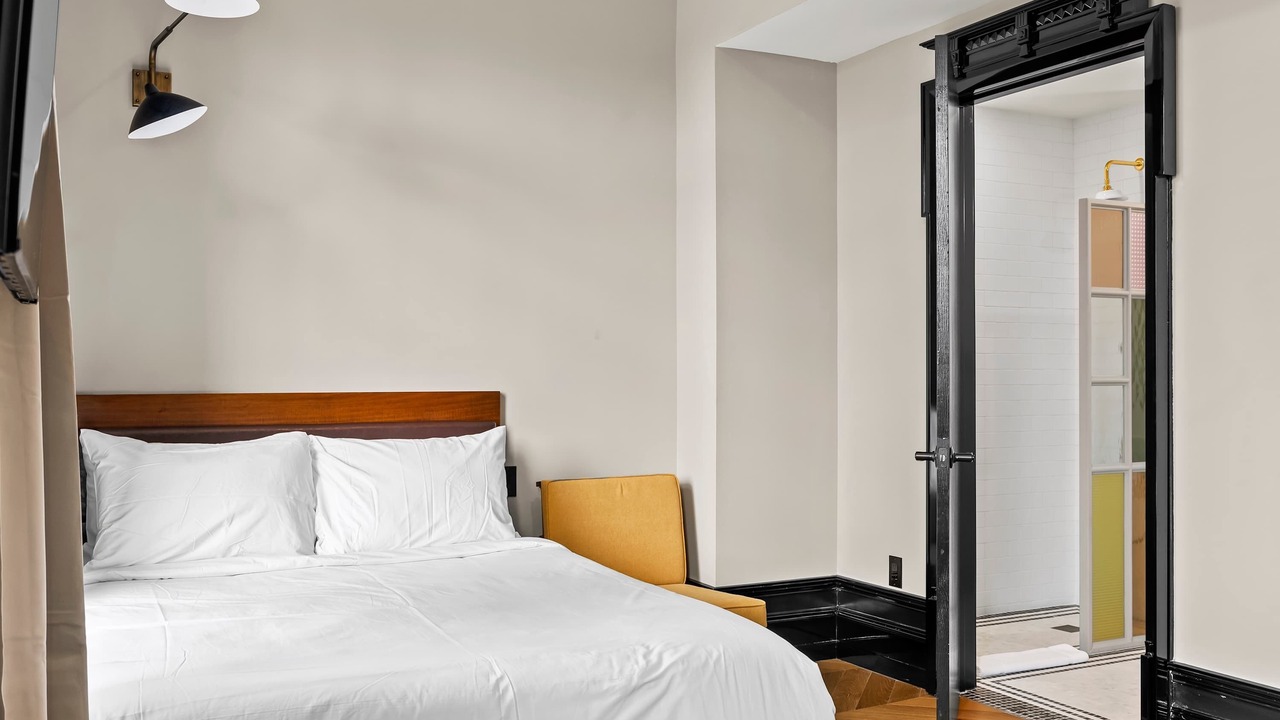 Photo of Bedroom in Bowery