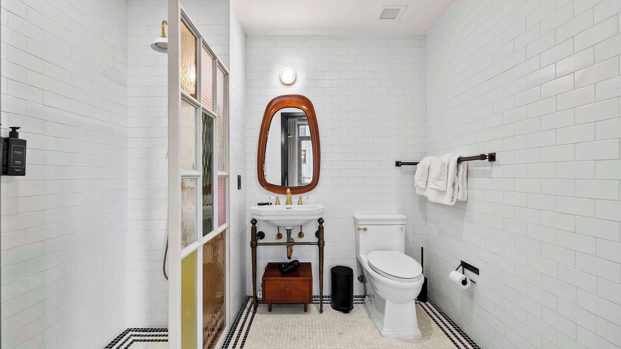 Photo of Bathroom in Bowery