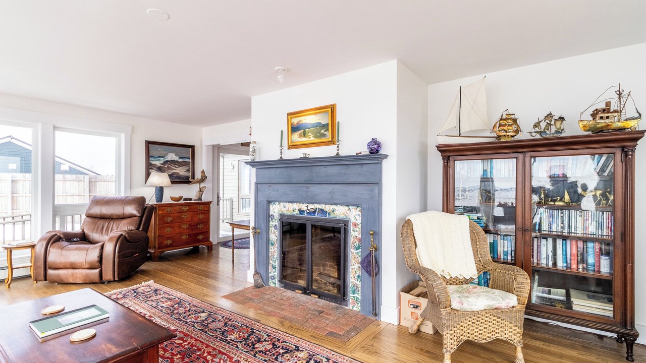 Photo of Livingroom in Jonesport