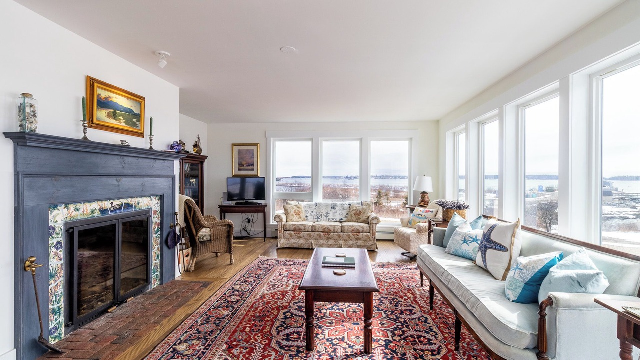 Photo of Livingroom in Jonesport