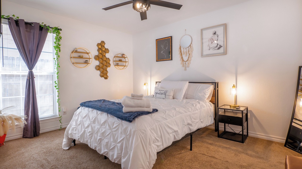 Photo of Bedroom in North San Antonio - SAT