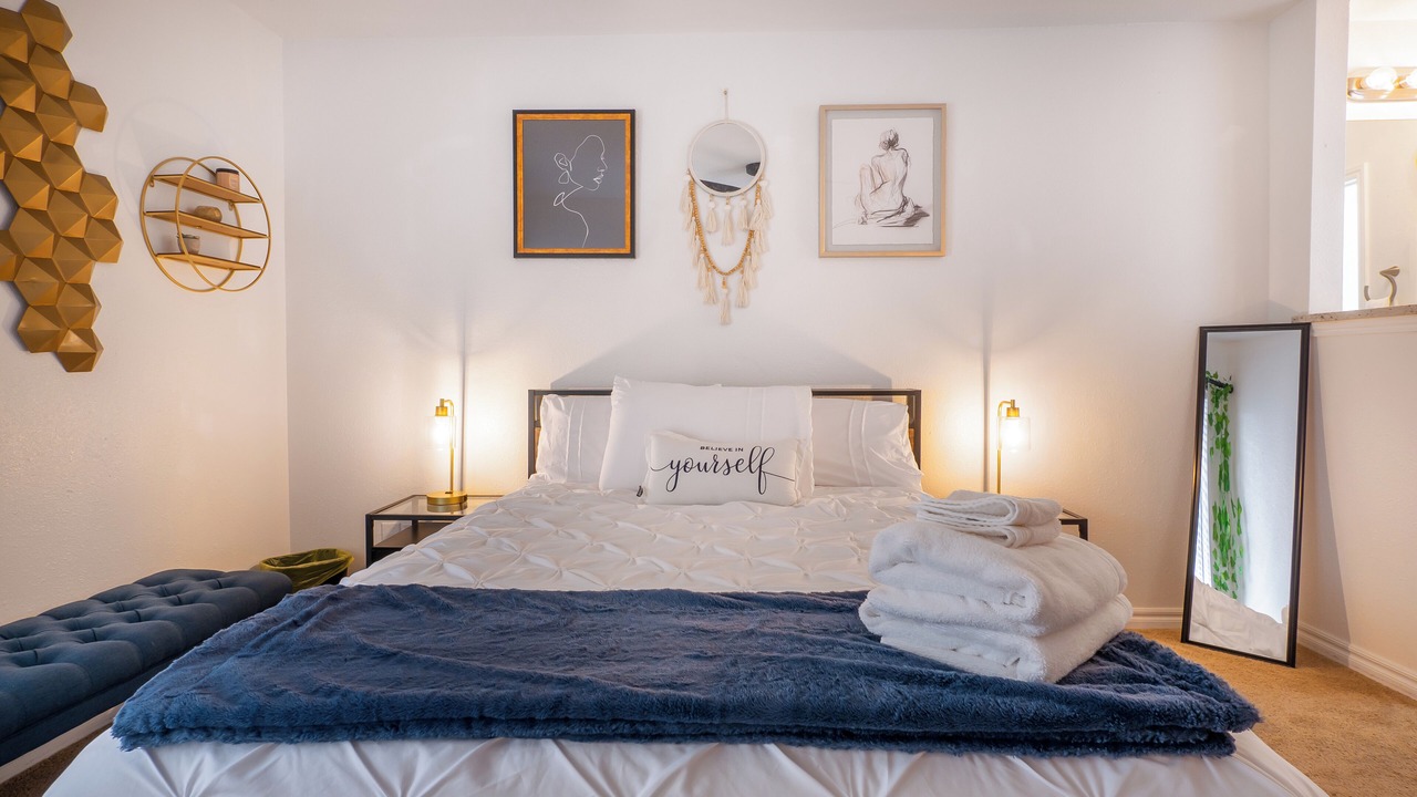 Photo of Bedroom in North San Antonio - SAT