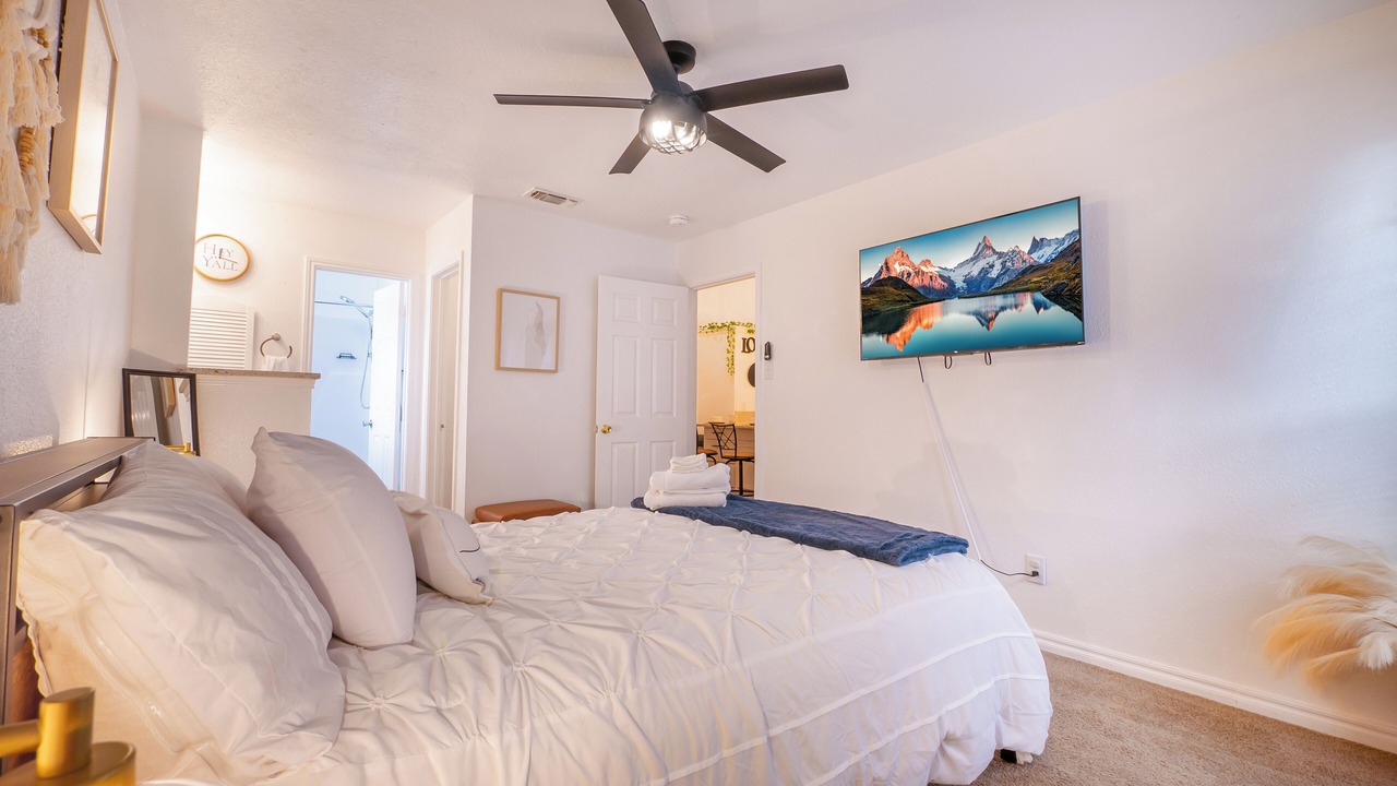Photo of Bedroom in North San Antonio - SAT