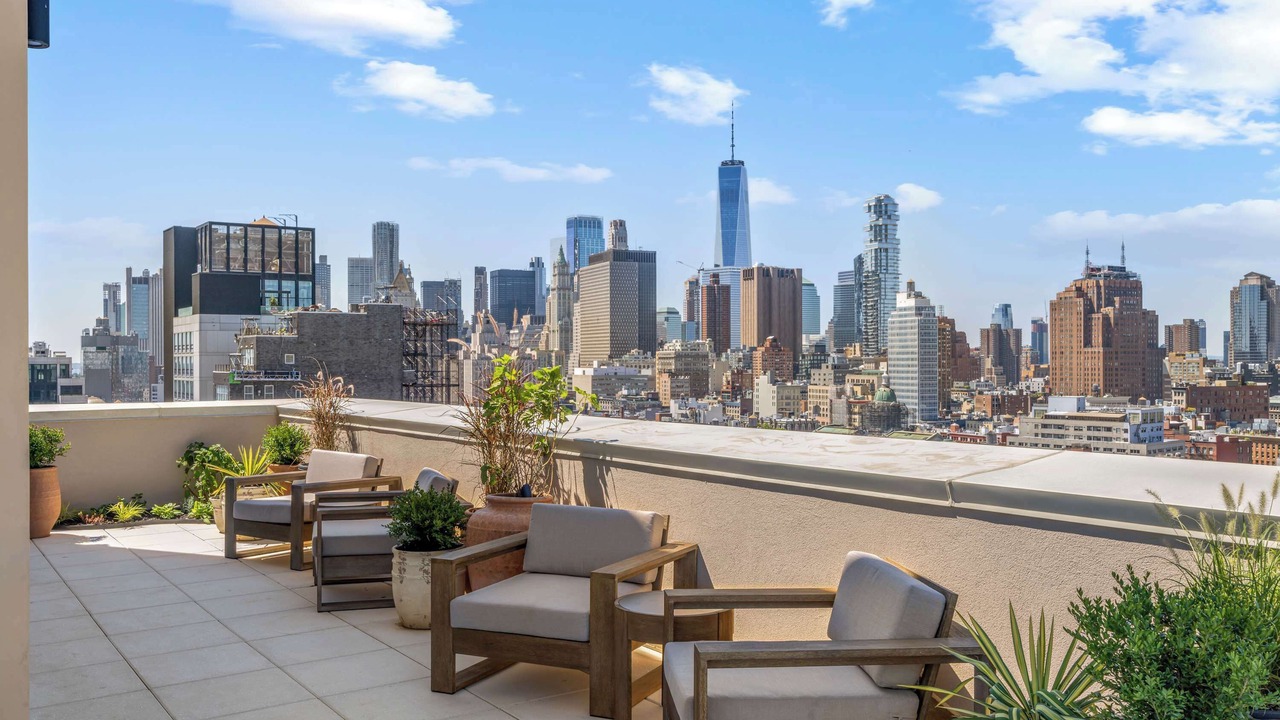 Photo of Patio Balcony in Bowery