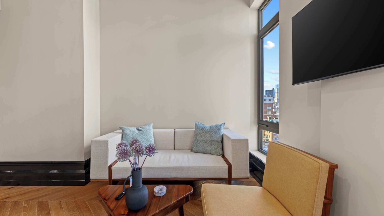 Photo of Livingroom in Bowery