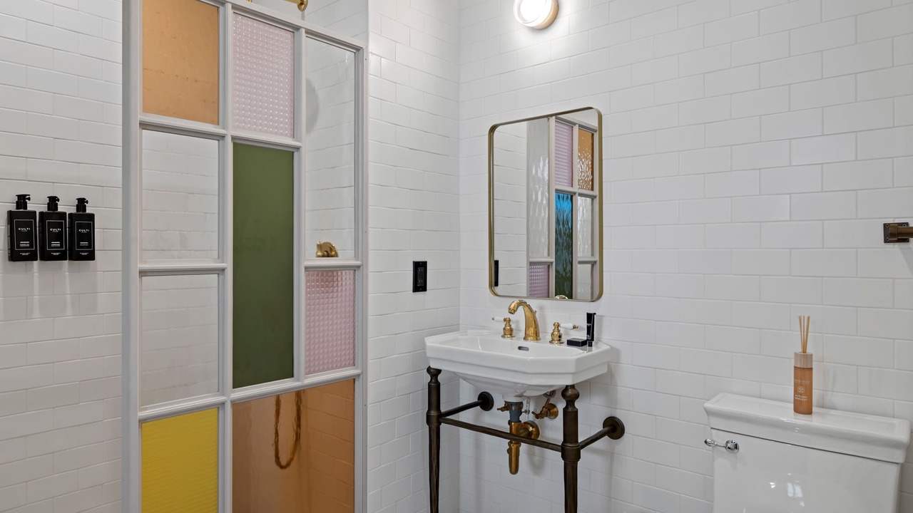 Photo of Bathroom in Bowery