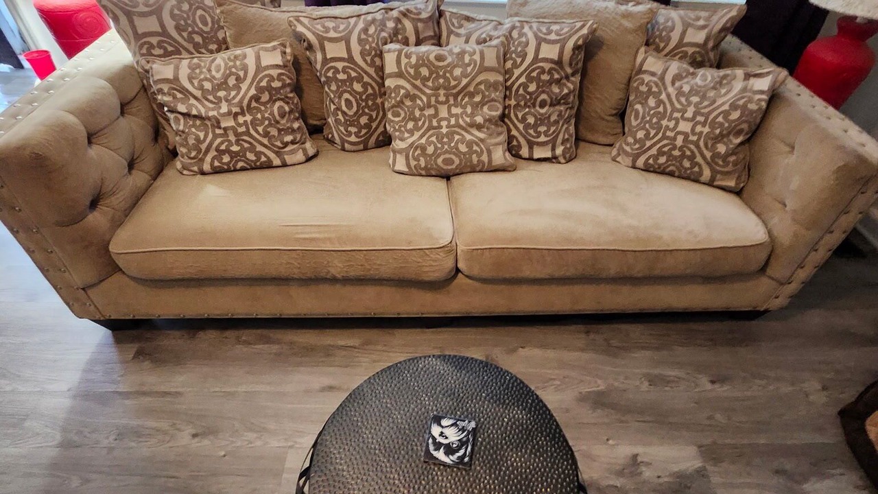 Photo of Livingroom in Southeast Raleigh