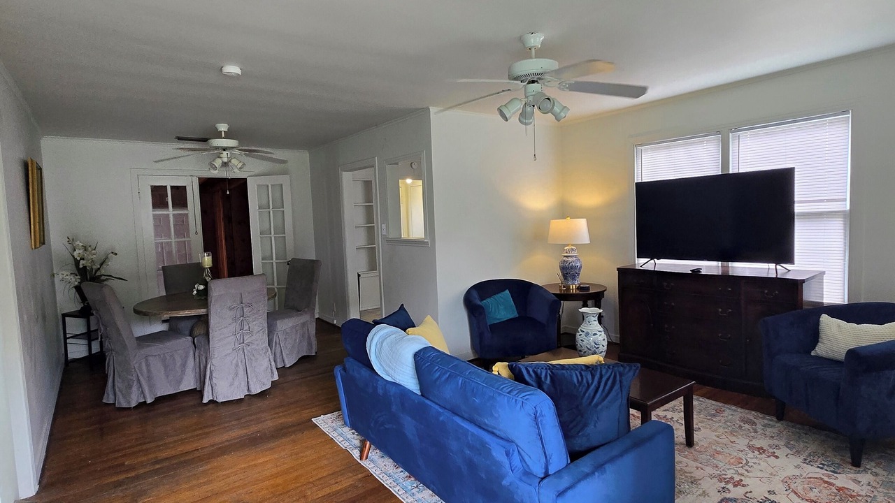 Photo of Livingroom in Beeville