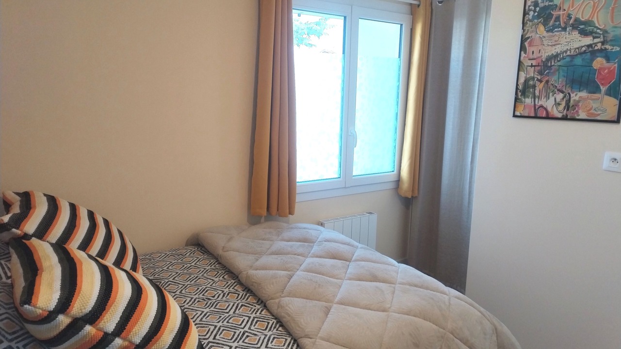 Photo of Bedroom in La Chevroliere