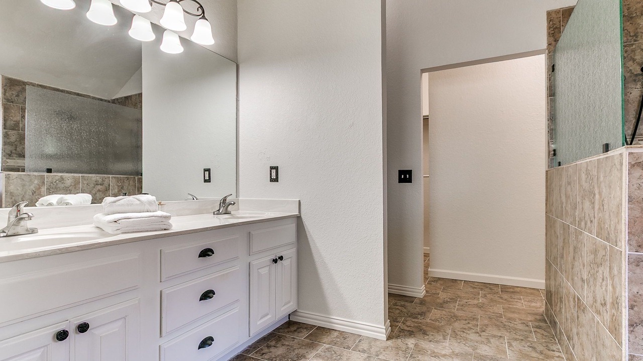 Photo of Bathroom in South Oklahoma City
