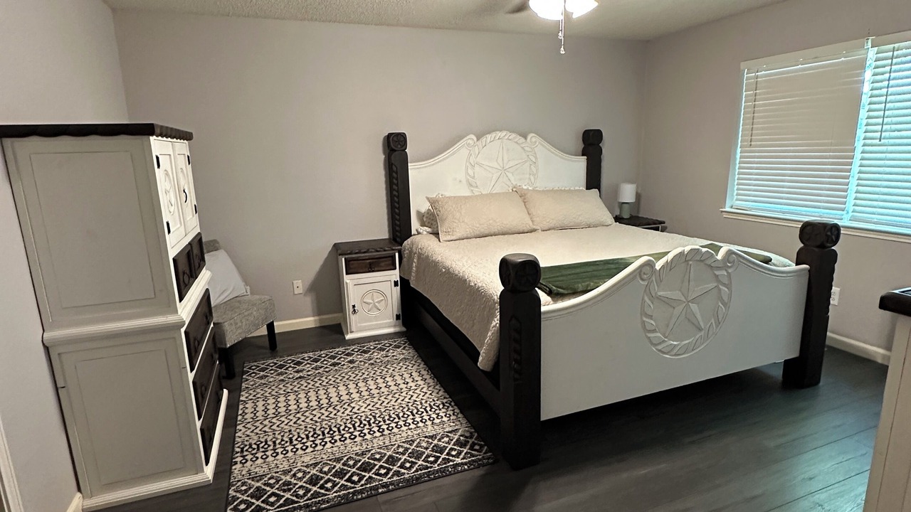 Photo of Bedroom in South Arlington